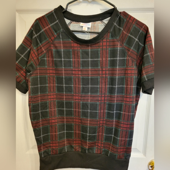 Lularoe Size XS Red & Green Plaid Shirt! - Picture 2 of 4